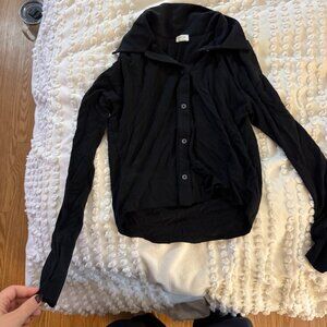 Aritzia Button Down Long Sleeve